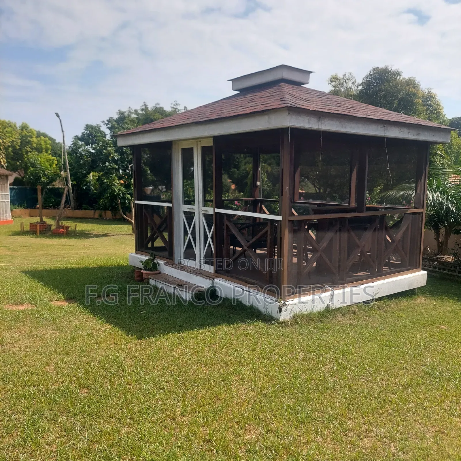 4bdrm House in Kg Franco Properties, Airport Residential Area for sale
