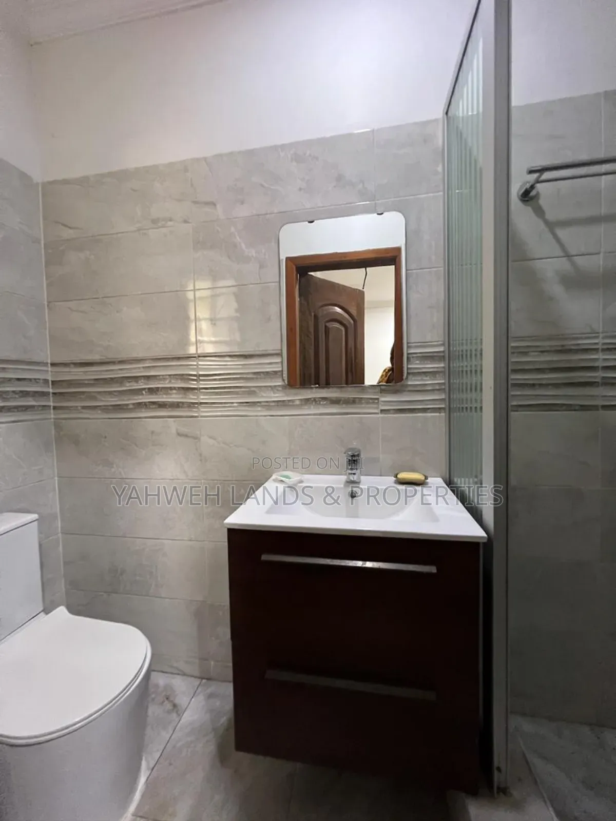 Furnished 5bdrm House in Adenta for rent