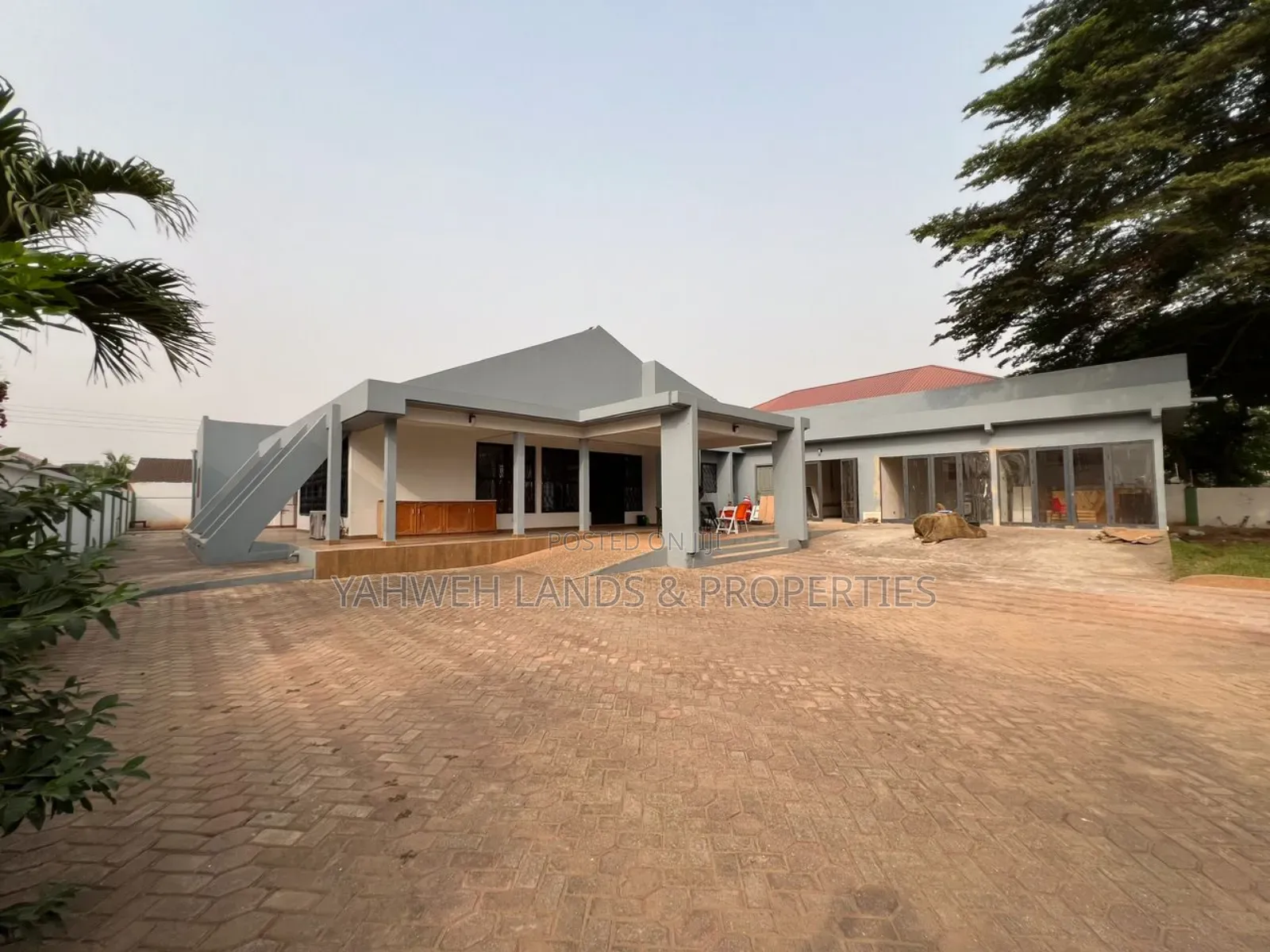 Furnished 5bdrm House in Adenta for rent