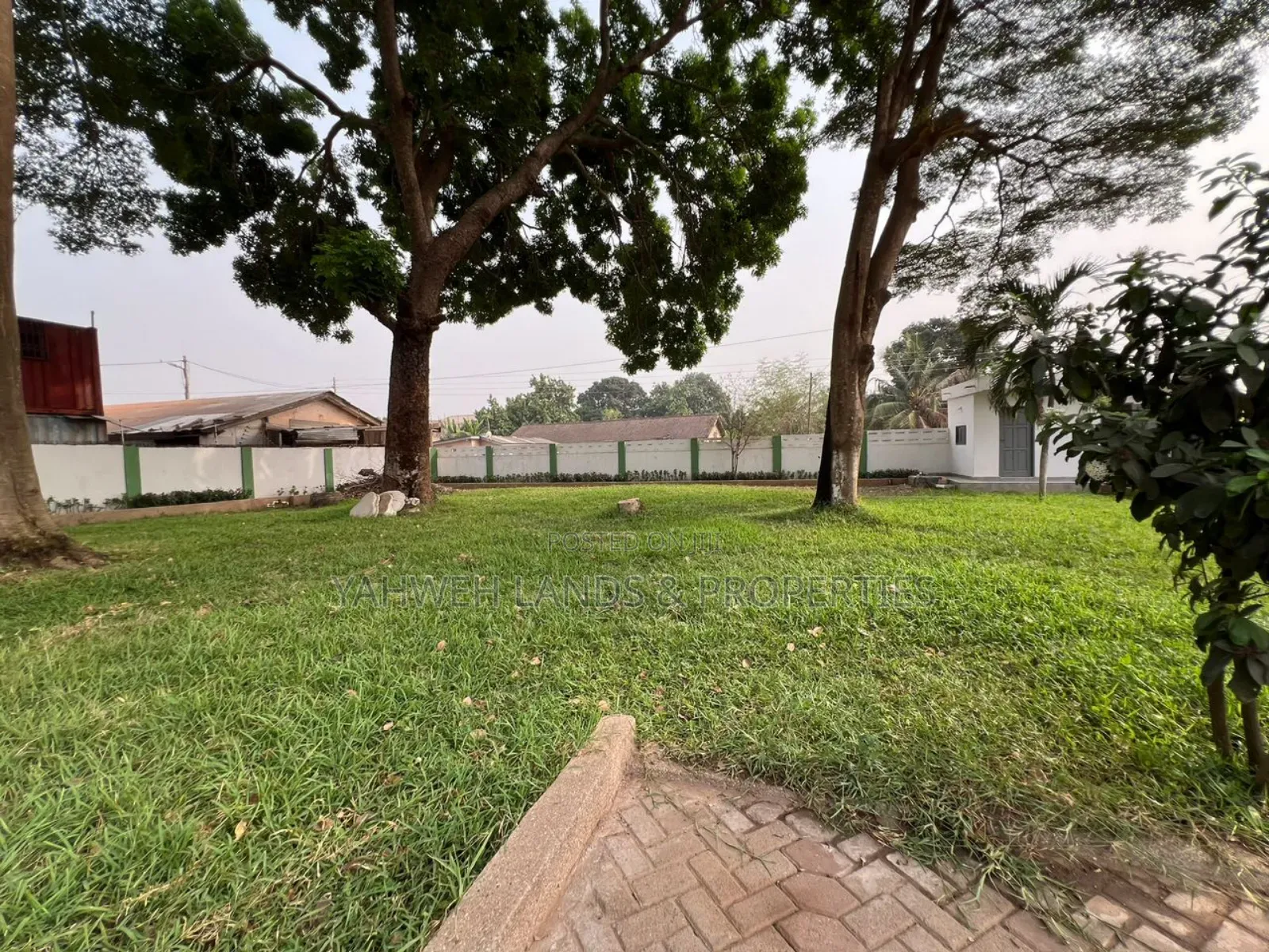 Furnished 5bdrm House in Adenta for rent