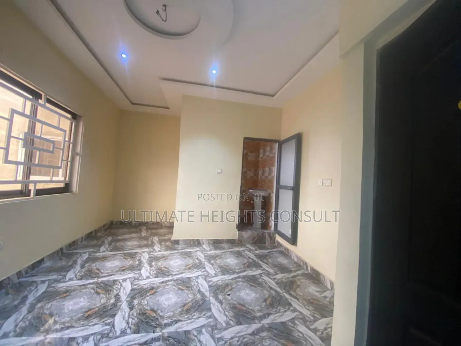 2bdrm Apartment in Race Course, Lapaz for rent