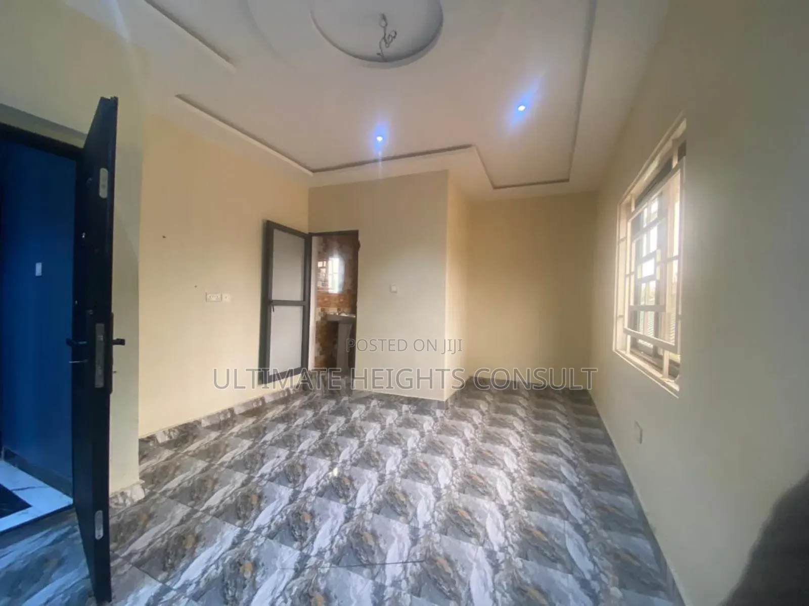 2bdrm Apartment in Race Course, Lapaz for rent