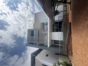 4bdrm House in East Legon for rent