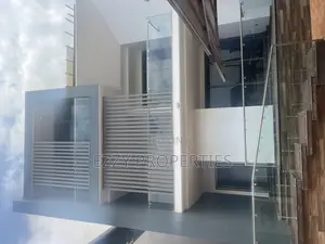 4bdrm House in East Legon for rent