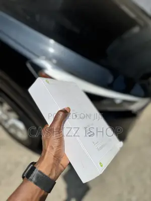 New Apple iPad (2025) 256 GB Silver