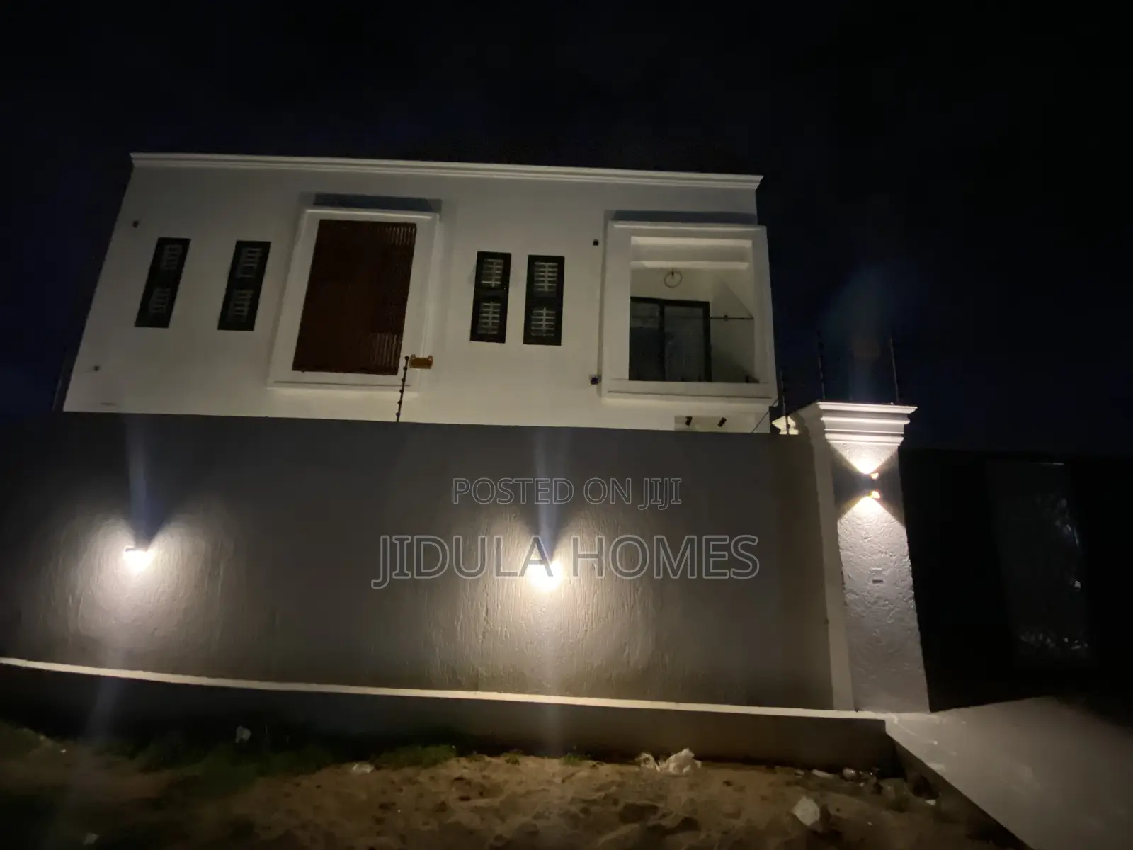 4bdrm Duplex in East Legon Hills, School Junction for sale