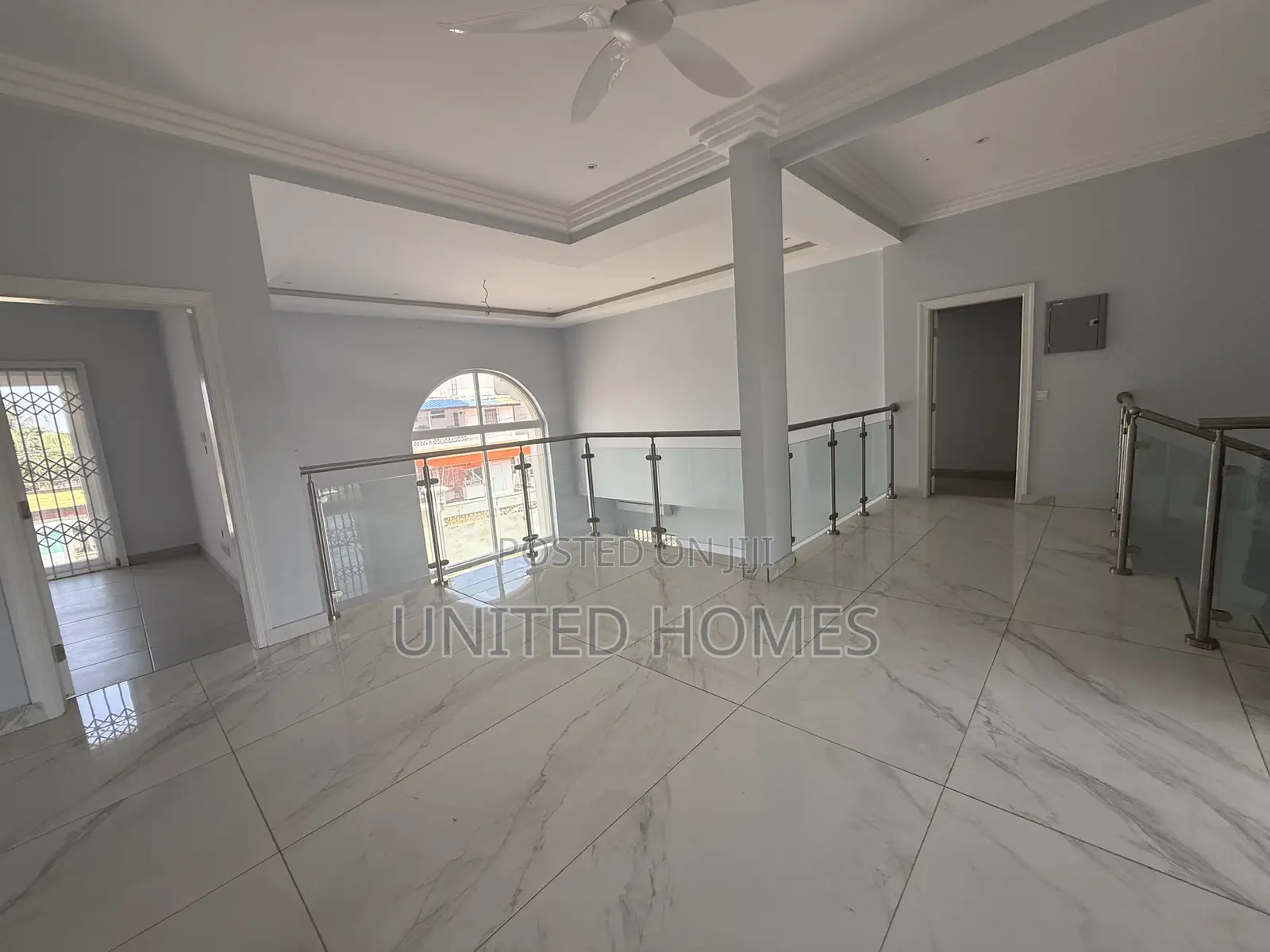 5bdrm House in Osu for rent