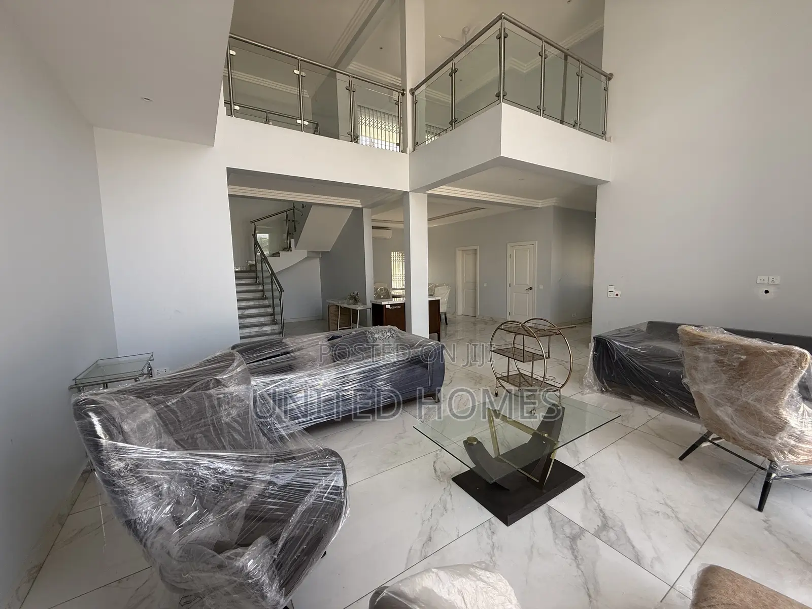 5bdrm House in Osu for rent