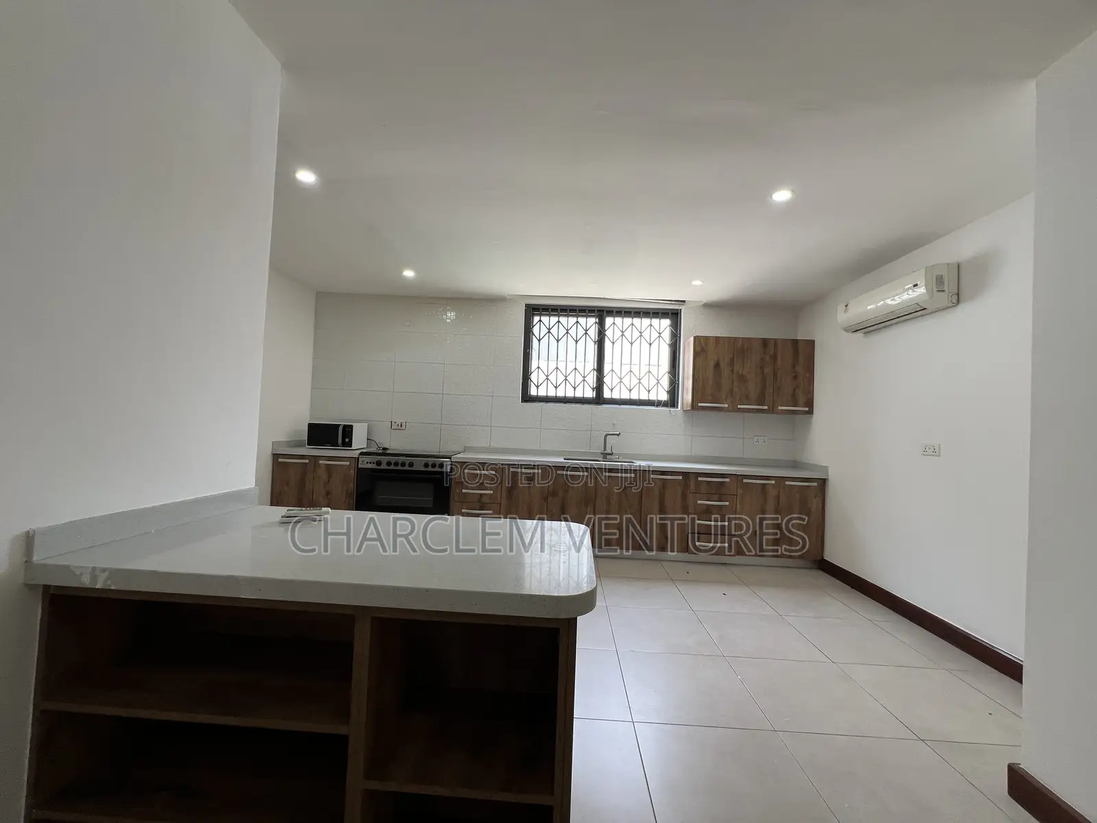 Commercial and Residential Property for Rent