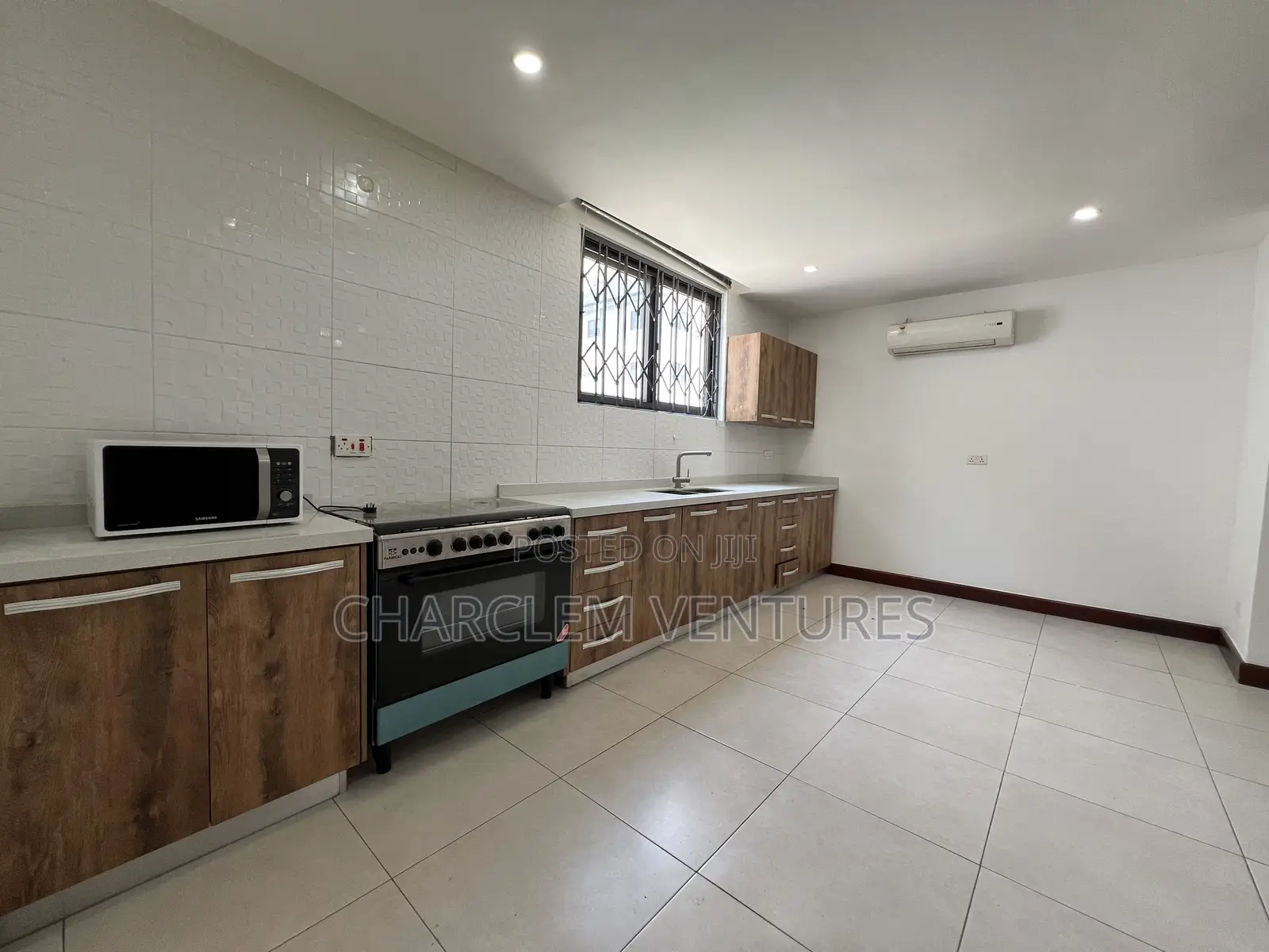 Commercial and Residential Property for Rent