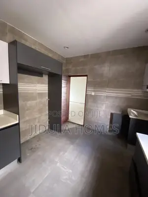 2bdrm Apartment in Lakeside Estate for rent