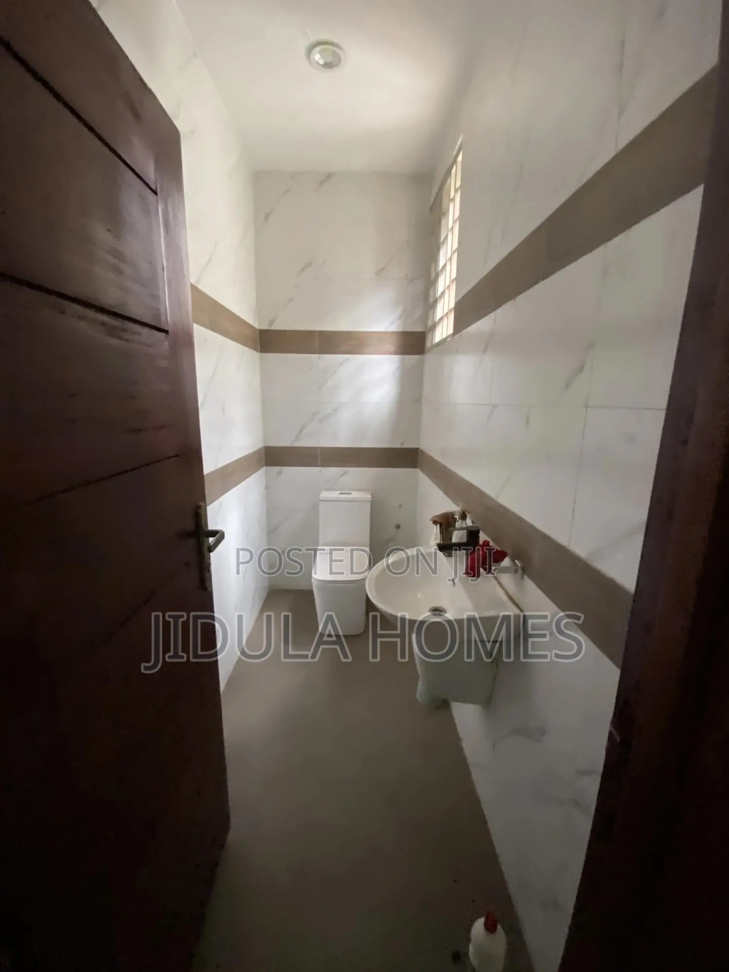 2bdrm Apartment in Lakeside Estate for rent