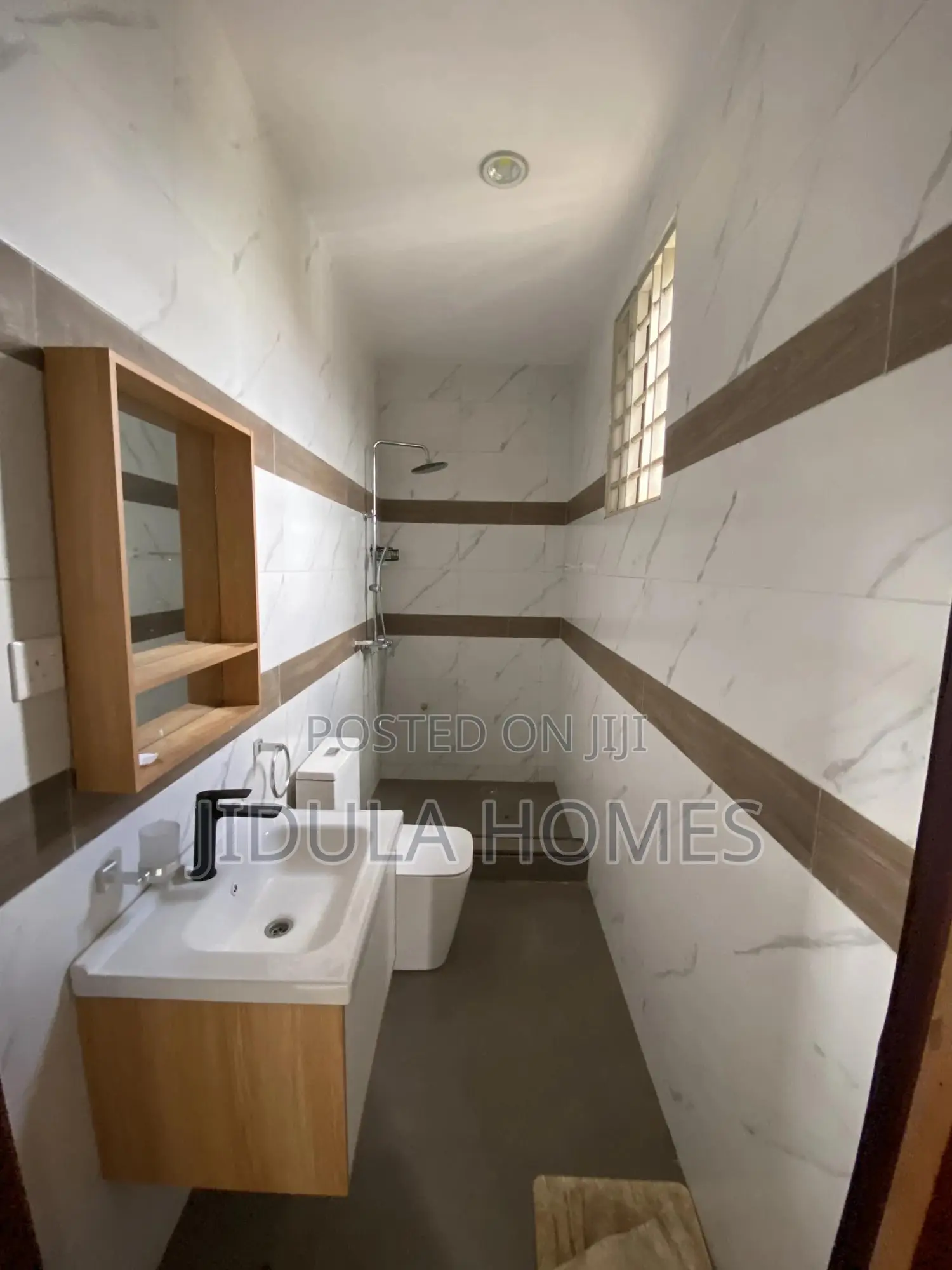 2bdrm Apartment in Lakeside Estate for rent
