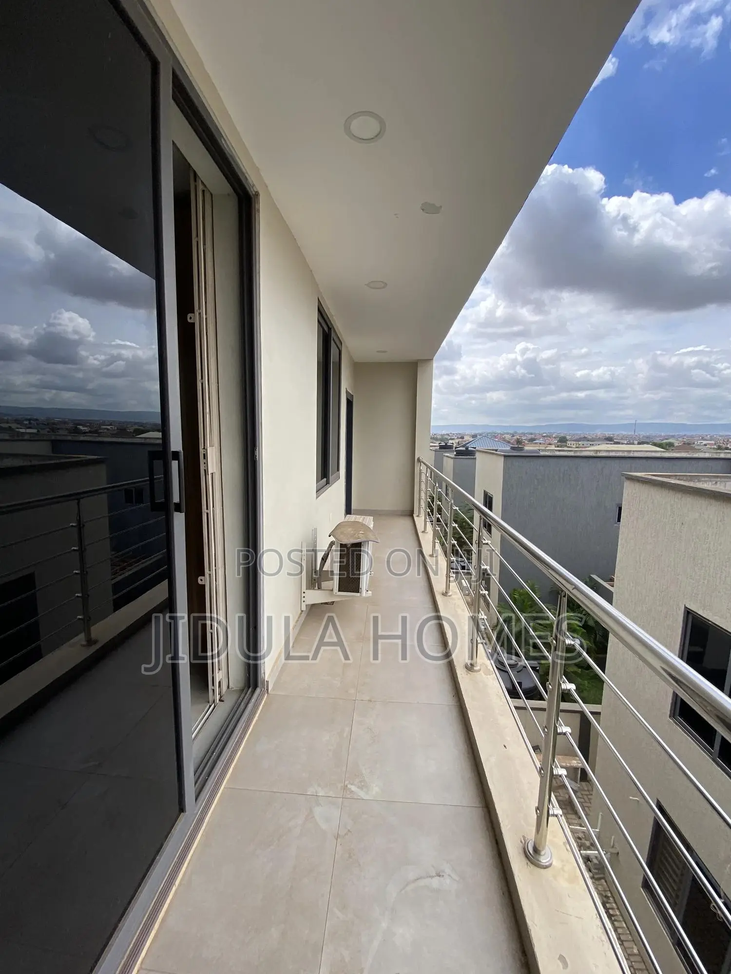 2bdrm Apartment in Lakeside Estate for rent
