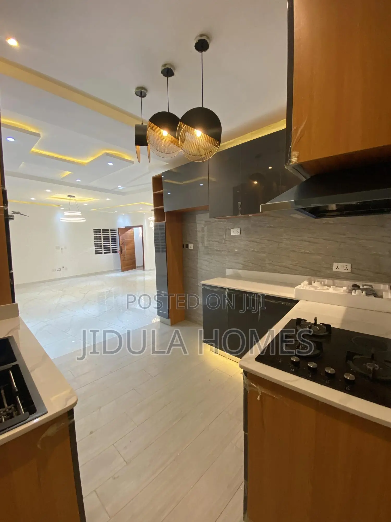 4bdrm Duplex in East Legon Hills, School Junction for sale