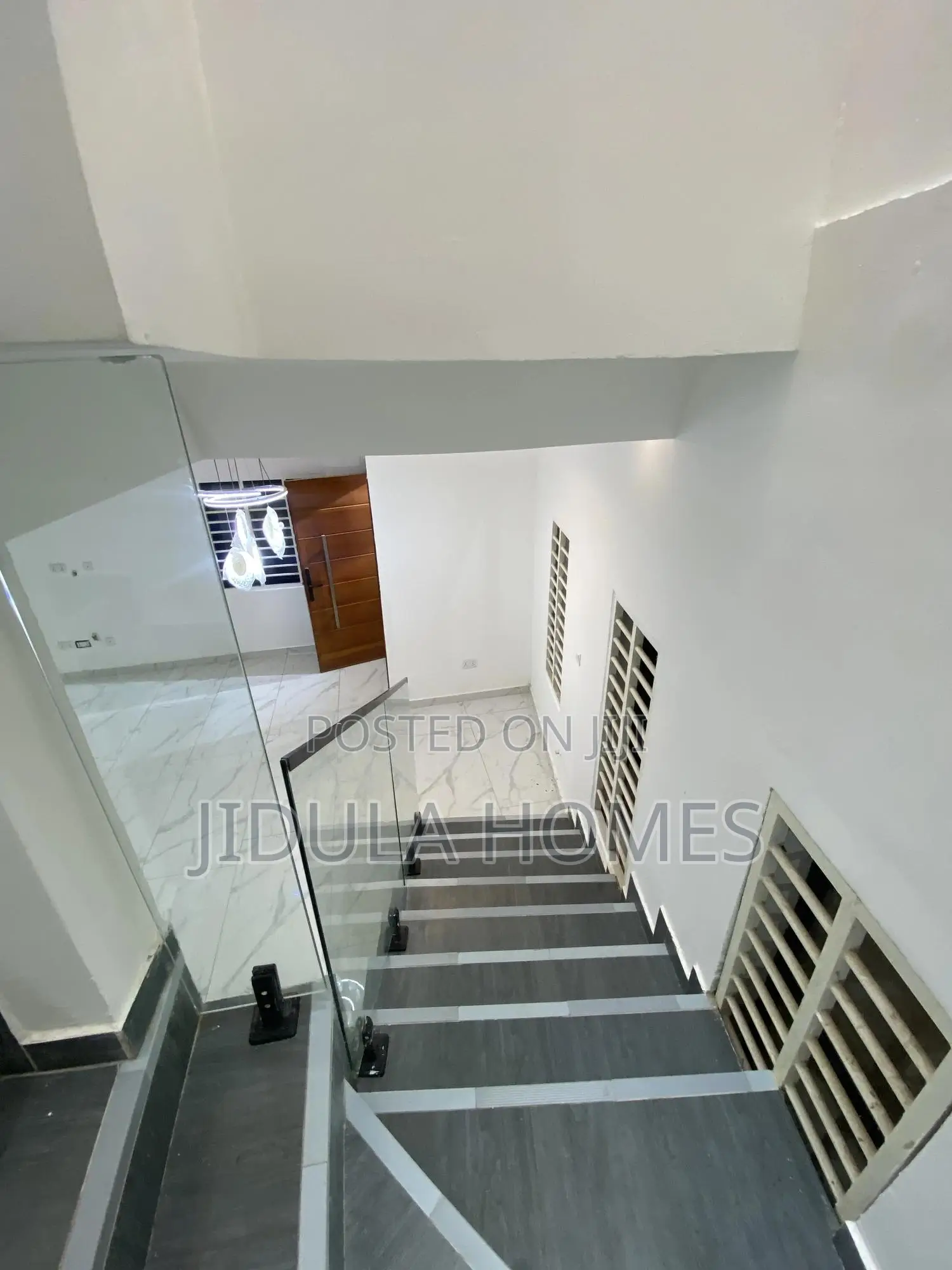 4bdrm Duplex in East Legon Hills, School Junction for sale