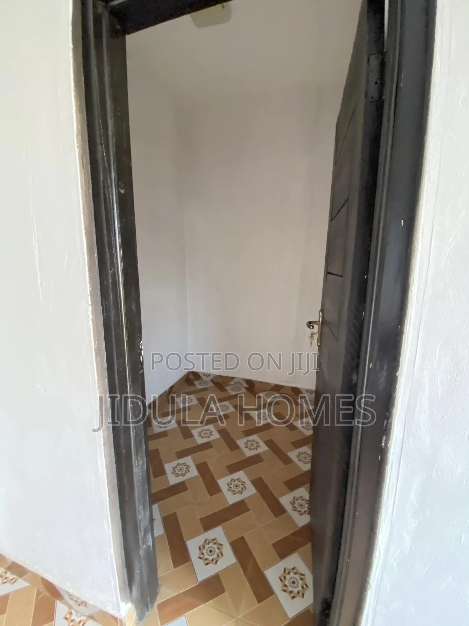 3bdrm Apartment in East Legon Hills, School Junction for rent