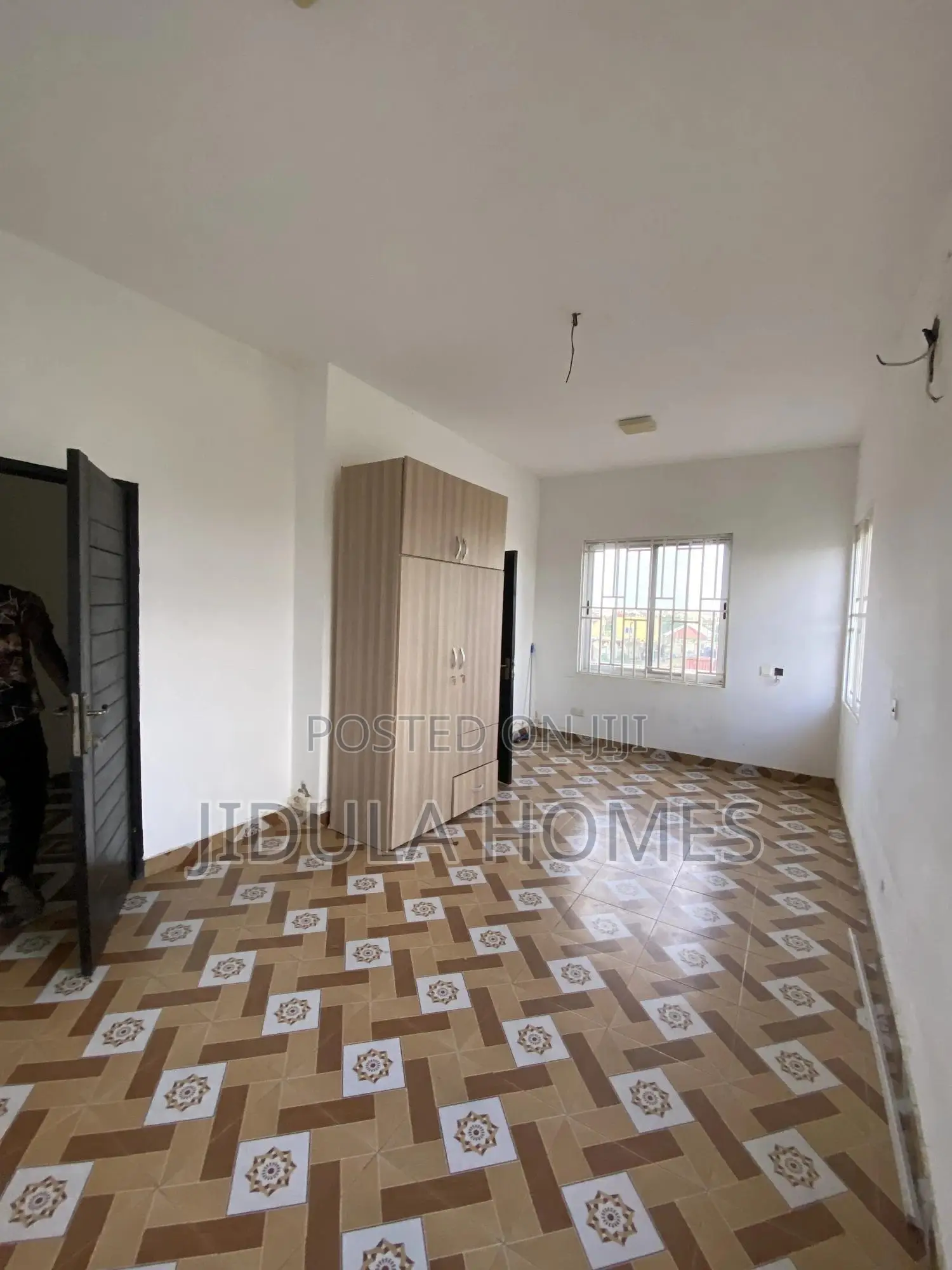 3bdrm Apartment in East Legon Hills, School Junction for rent