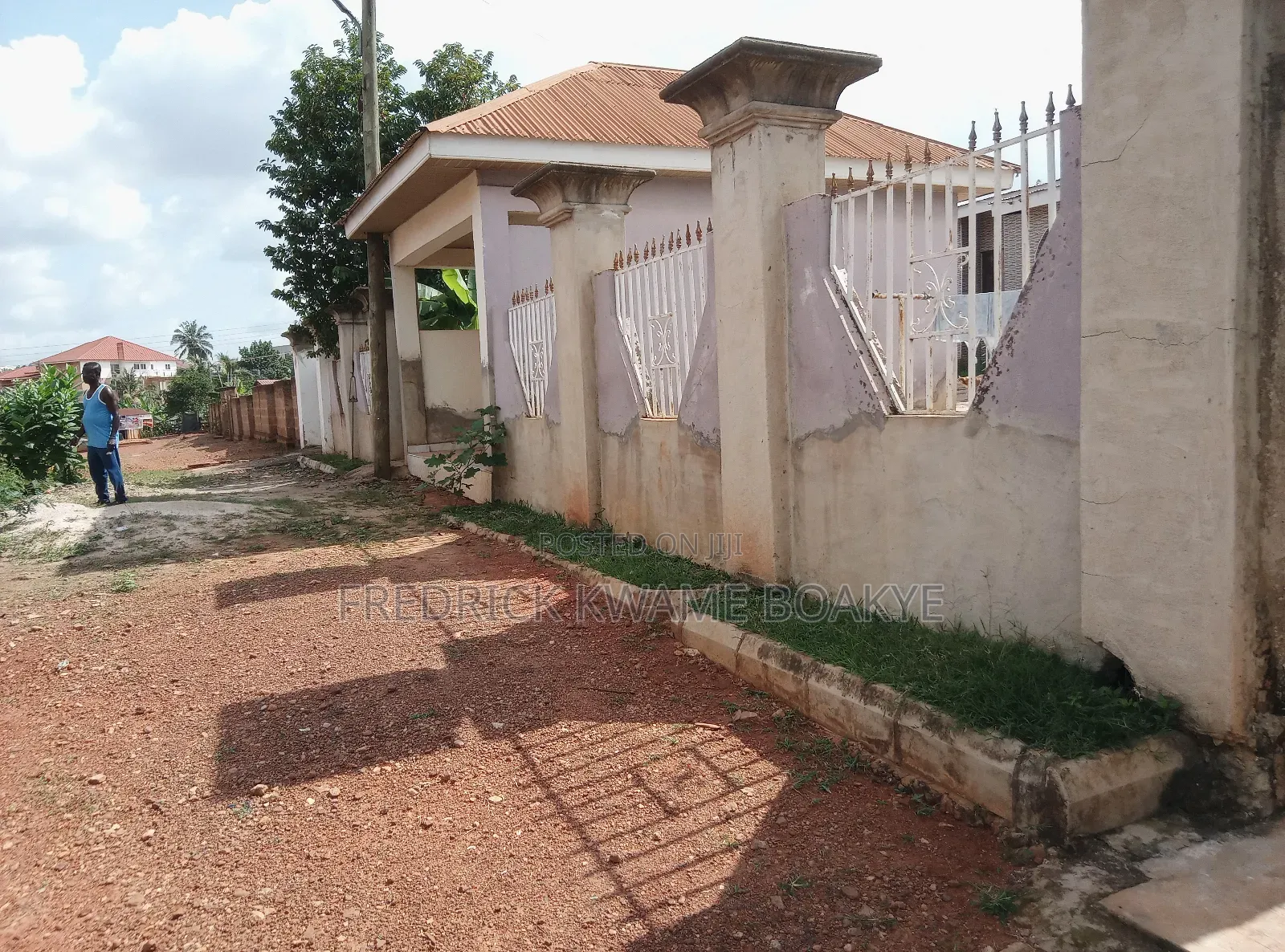 4bdrm House in Brother K Estate, Kumasi Metropolitan for sale