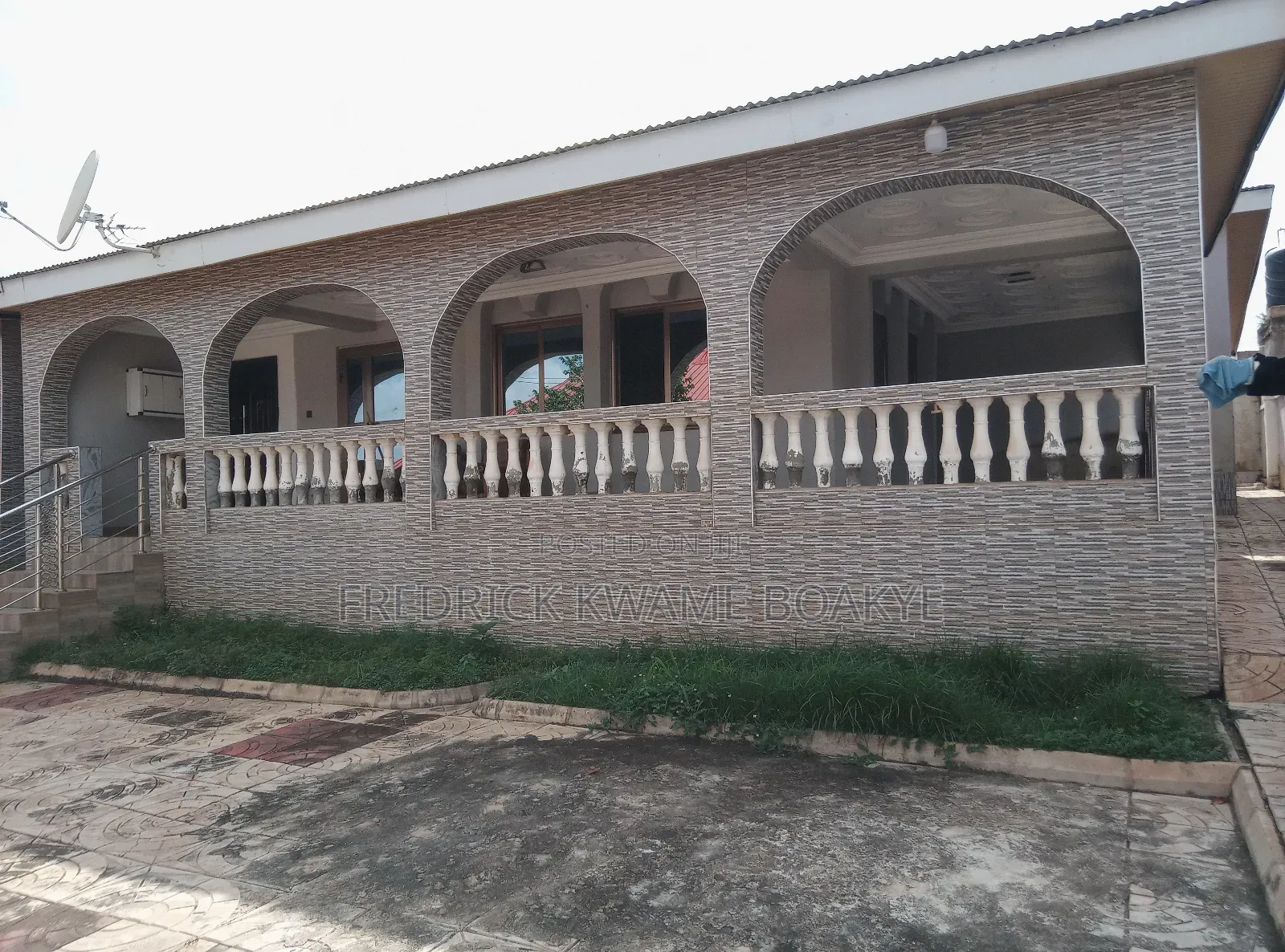4bdrm House in Brother K Estate, Kumasi Metropolitan for sale