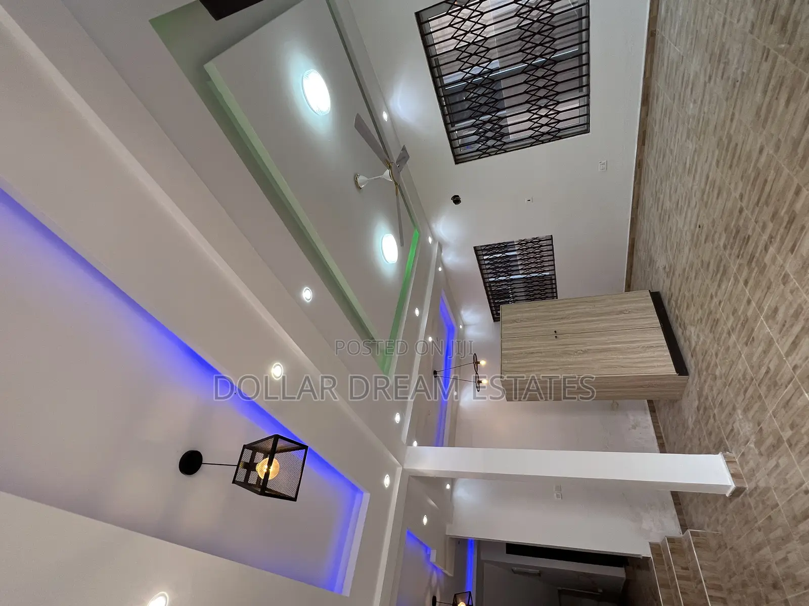3bdrm Townhouse / Terrace in Oyarifa for rent