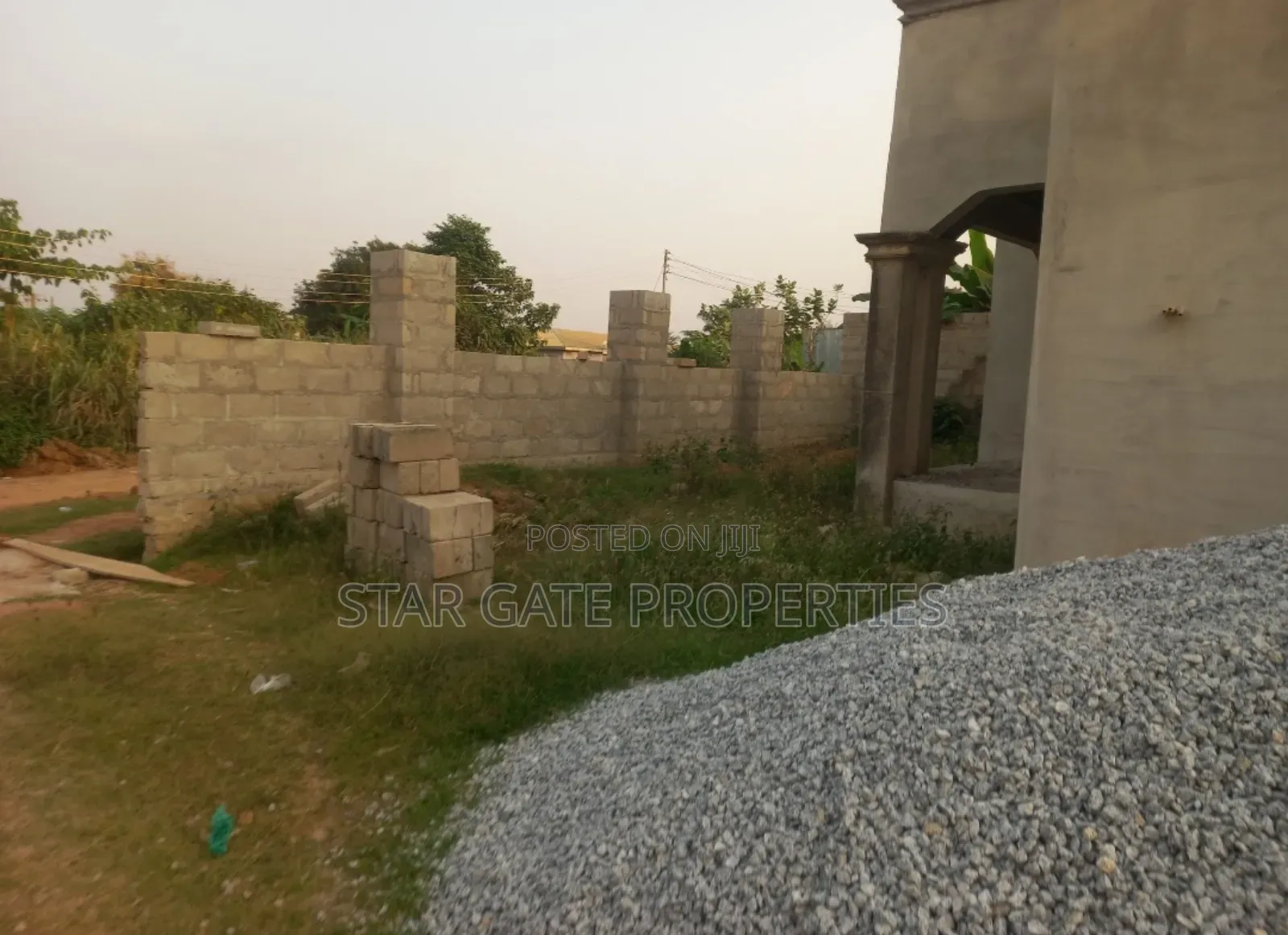 6bdrm House in Asuofia Asaaman., Kumasi Metropolitan for sale