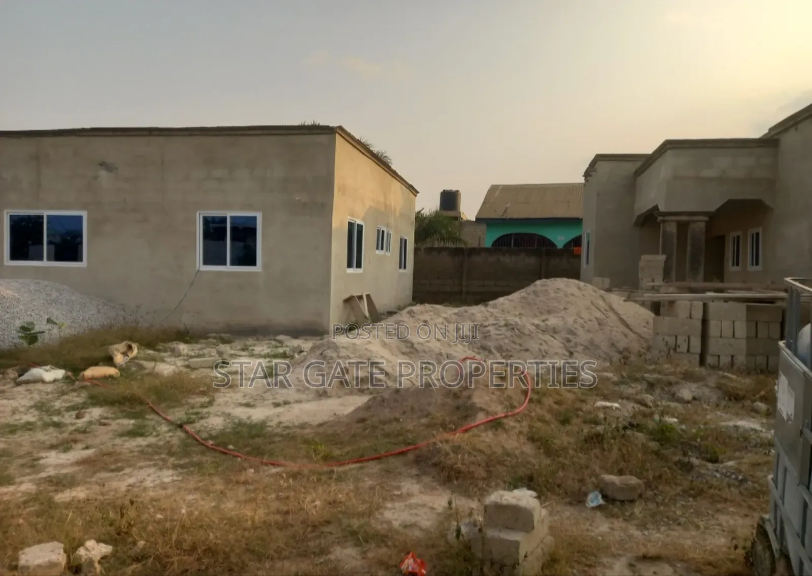 6bdrm House in Asuofia Asaaman., Kumasi Metropolitan for sale