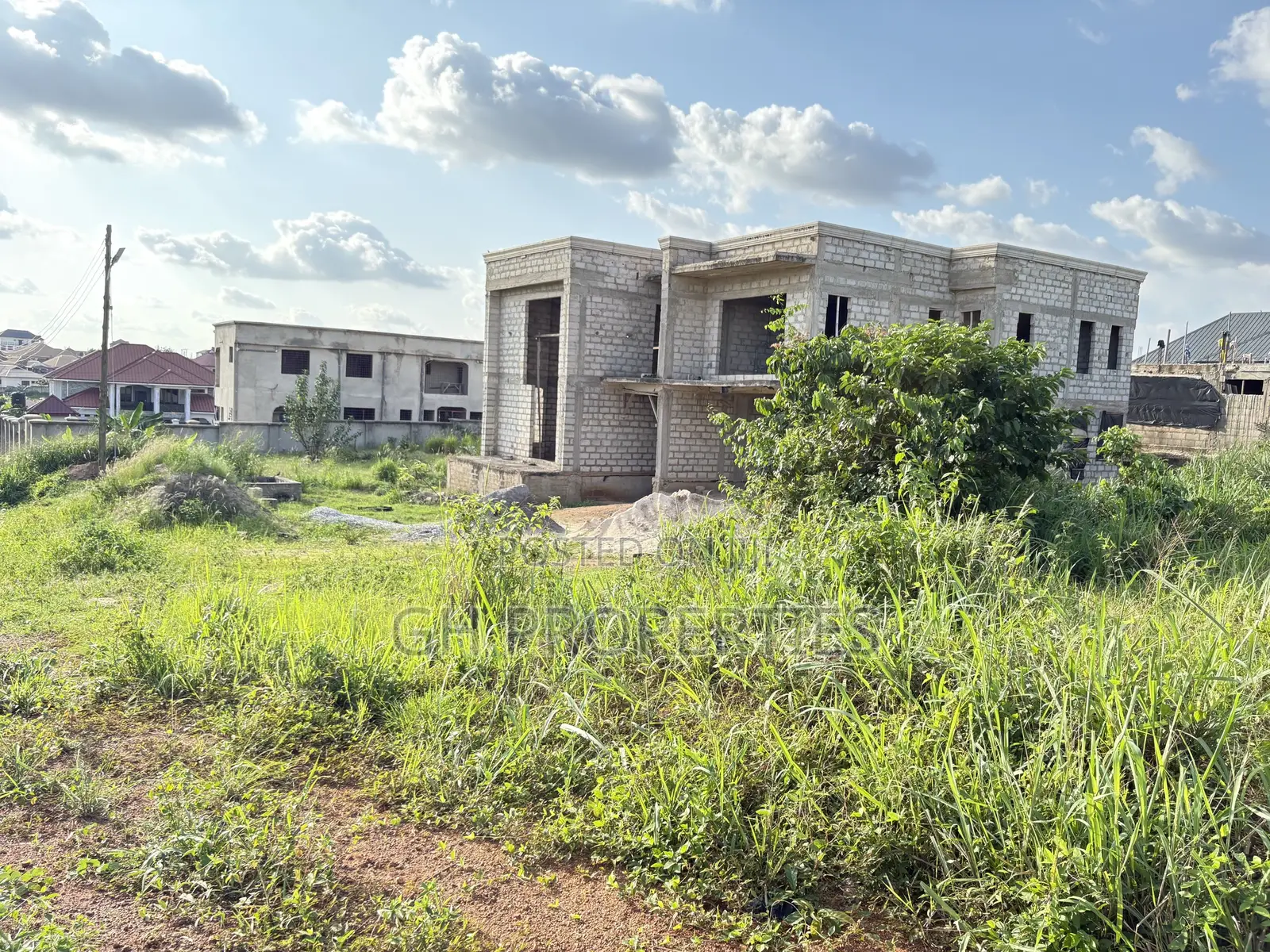 One Plot for Sale at Sokoban,Wood Village Area.
