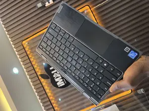 New Laptop Lenovo 300e 4GB Intel SSHD+SSD 256GB