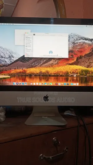 Desktop Computer Apple iMac Pro 16GB Intel Core i5 SSD 256GB