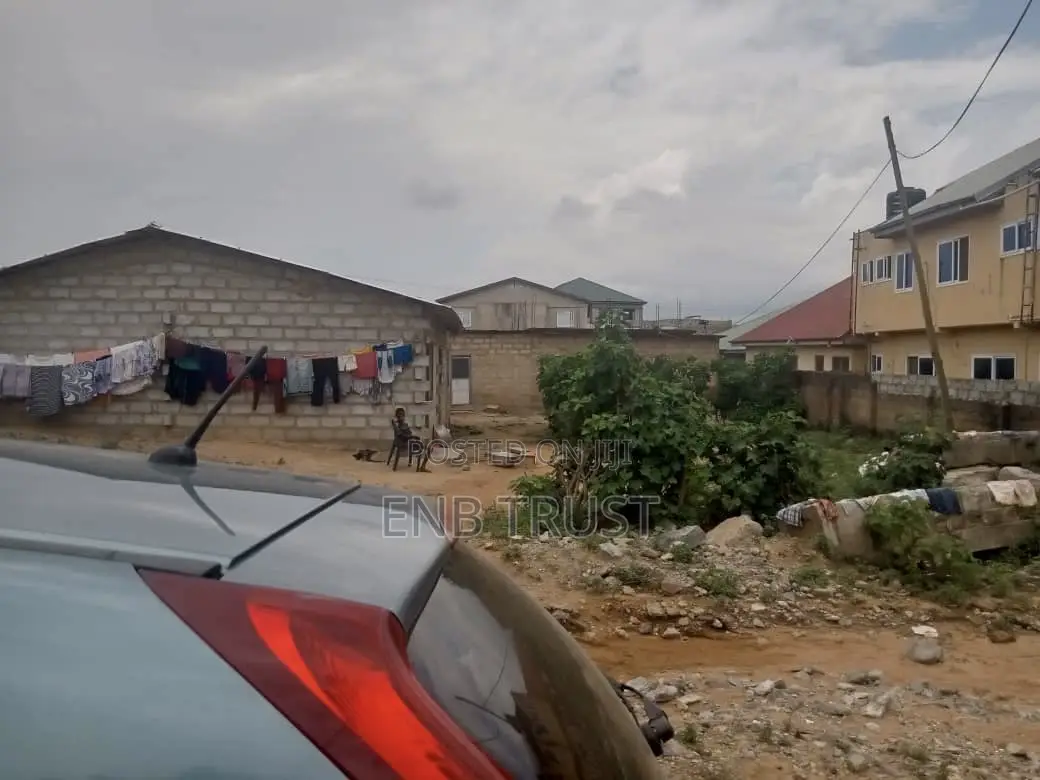 1 Plot of Land at Ayawaso Canada for Sale
