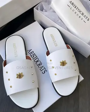 High Quality Aristocrats Slippers