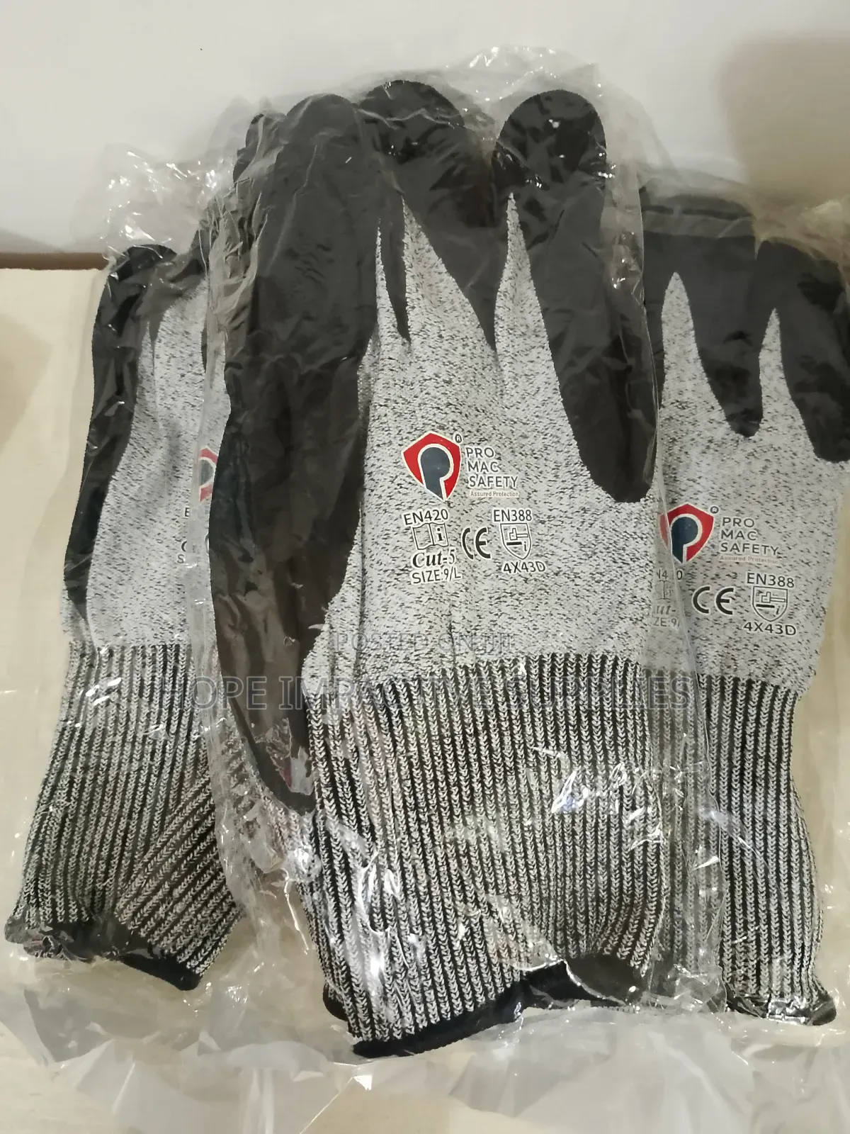 Anti-cut Gloves<>Pro Mac. (Moq=12 Pairs)