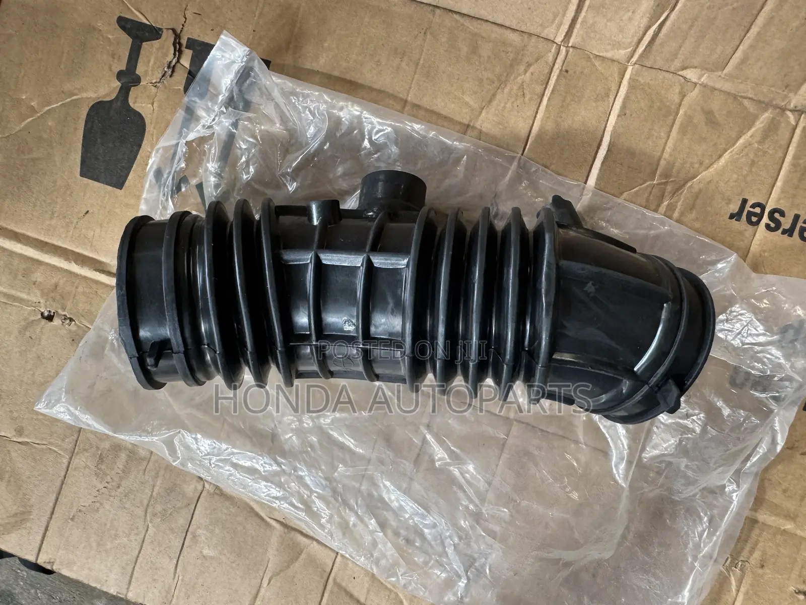 Honda Accord 2014,2015,2016,2017 Aircleaner Holes.
