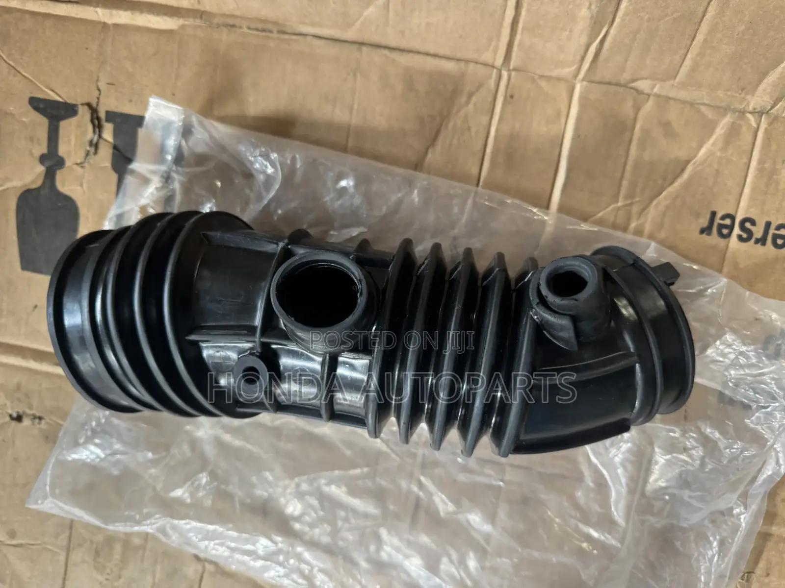 Honda Accord 2014,2015,2016,2017 Aircleaner Holes.