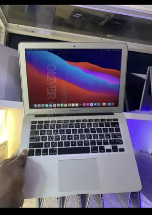 Laptop Apple MacBook Air 8GB Intel Core I5 SSD 256GB