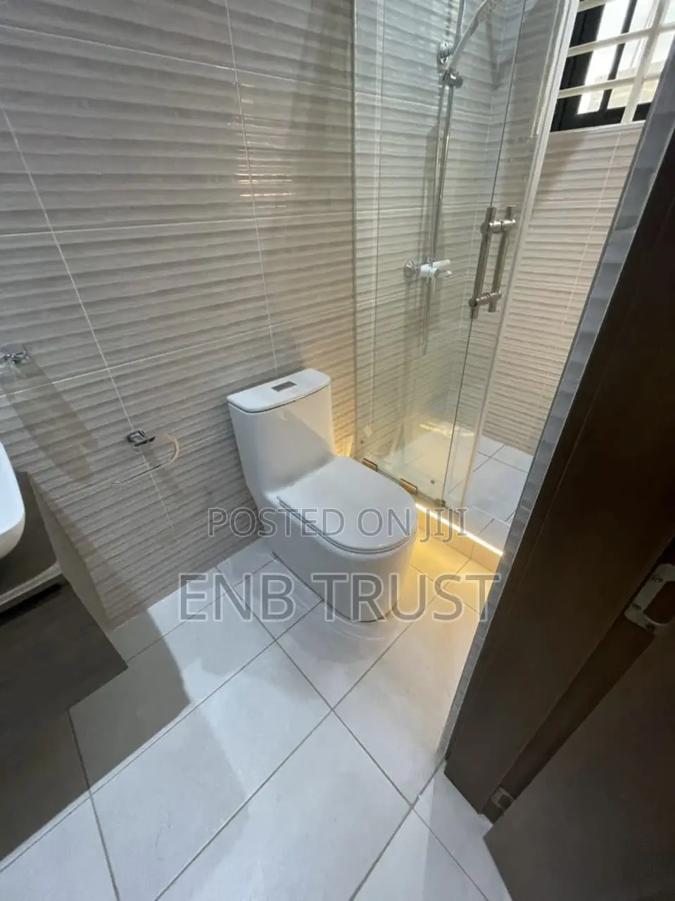 4bdrm Duplex in East Legon Hills, School Junction for sale