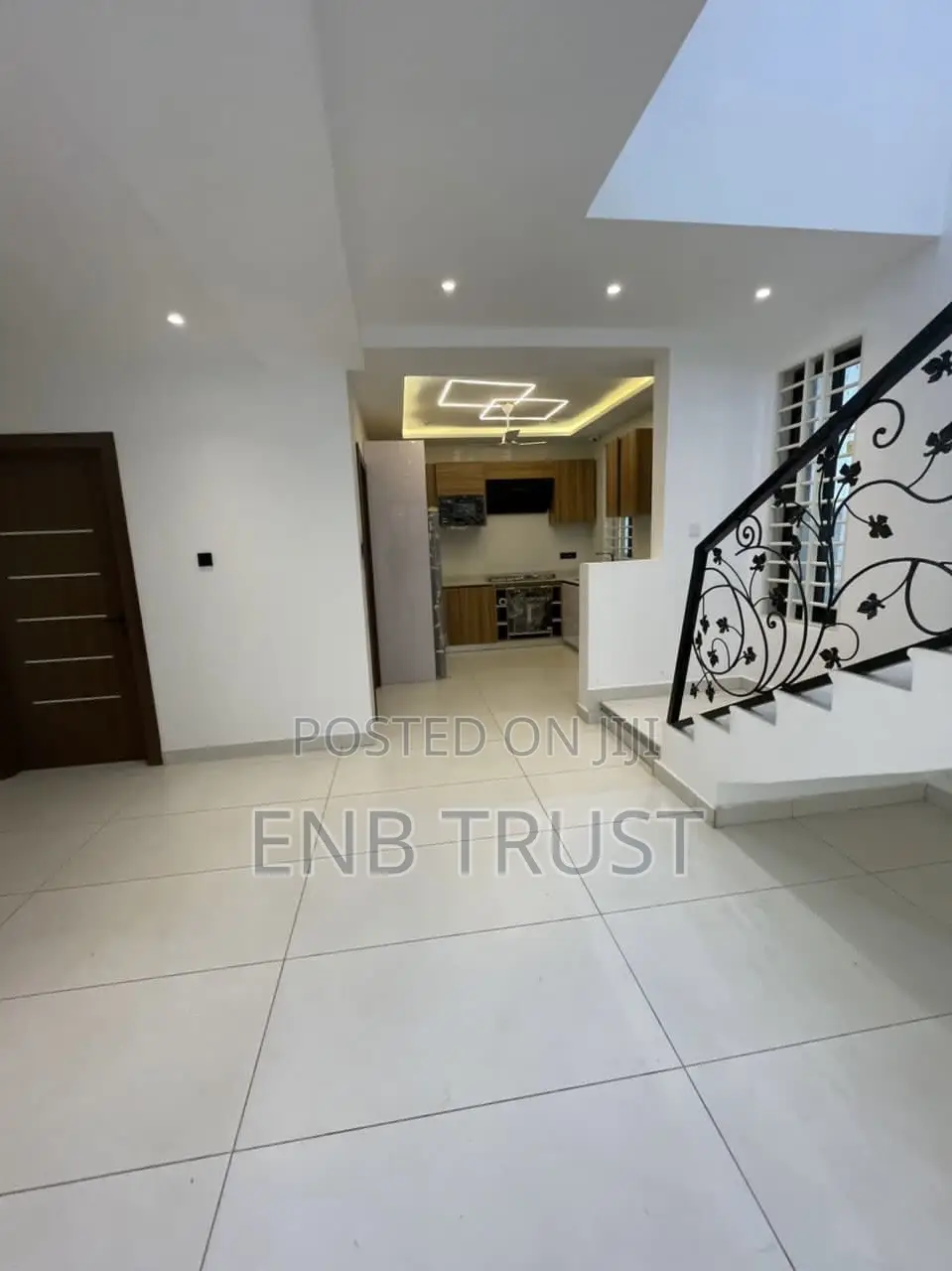 4bdrm Duplex in East Legon Hills, School Junction for sale