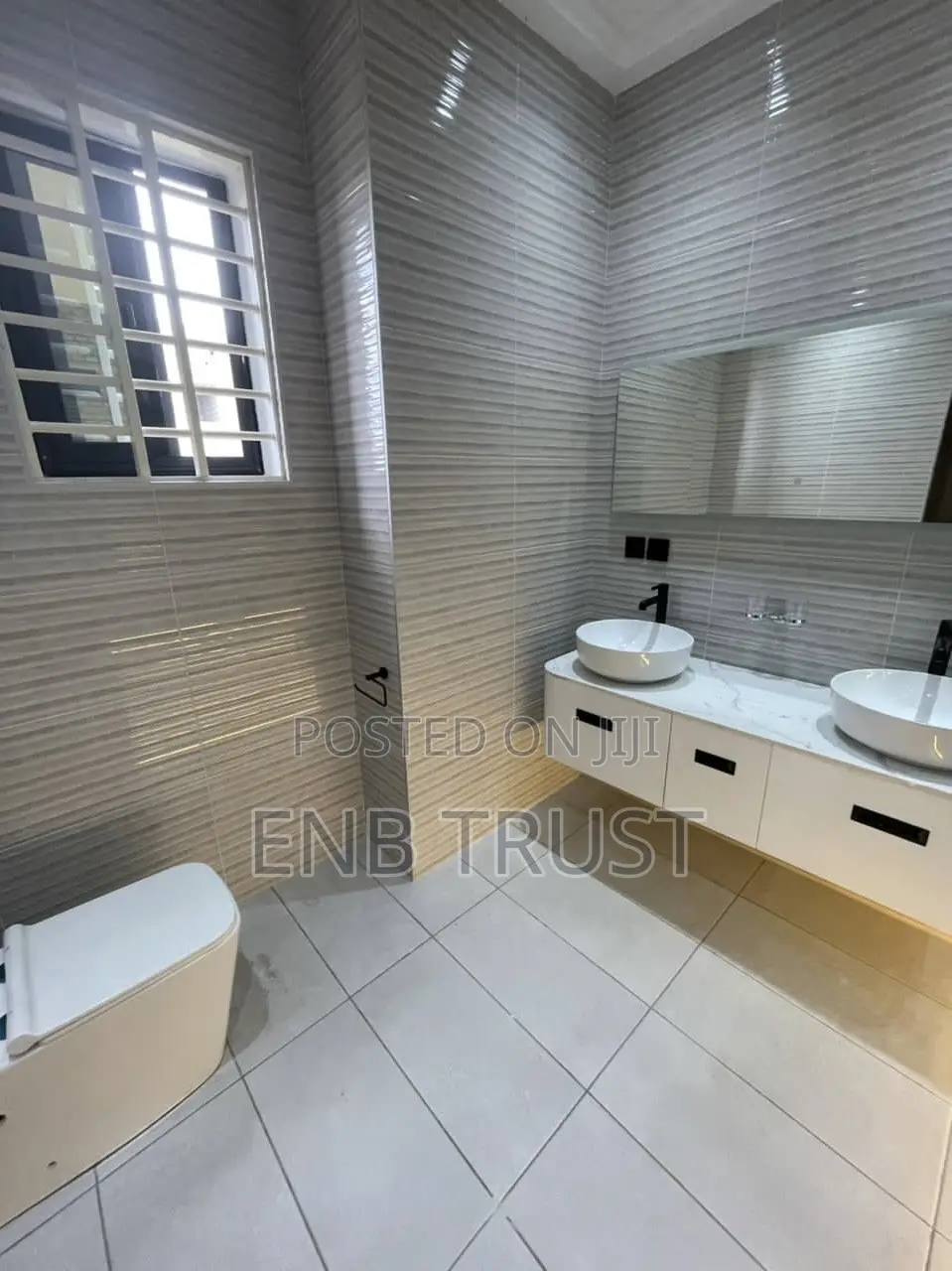 4bdrm Duplex in East Legon Hills, School Junction for sale