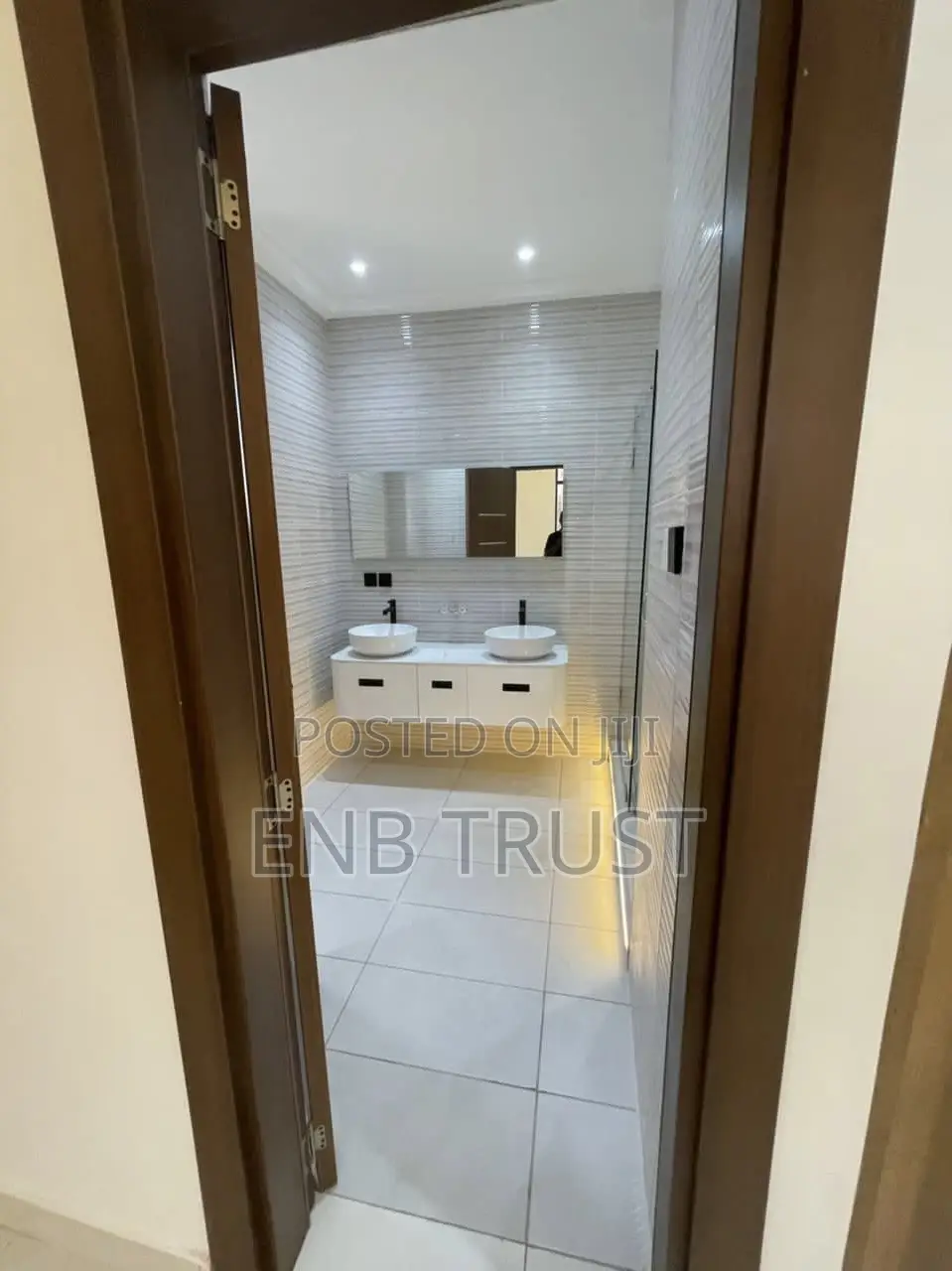 4bdrm Duplex in East Legon Hills, School Junction for sale