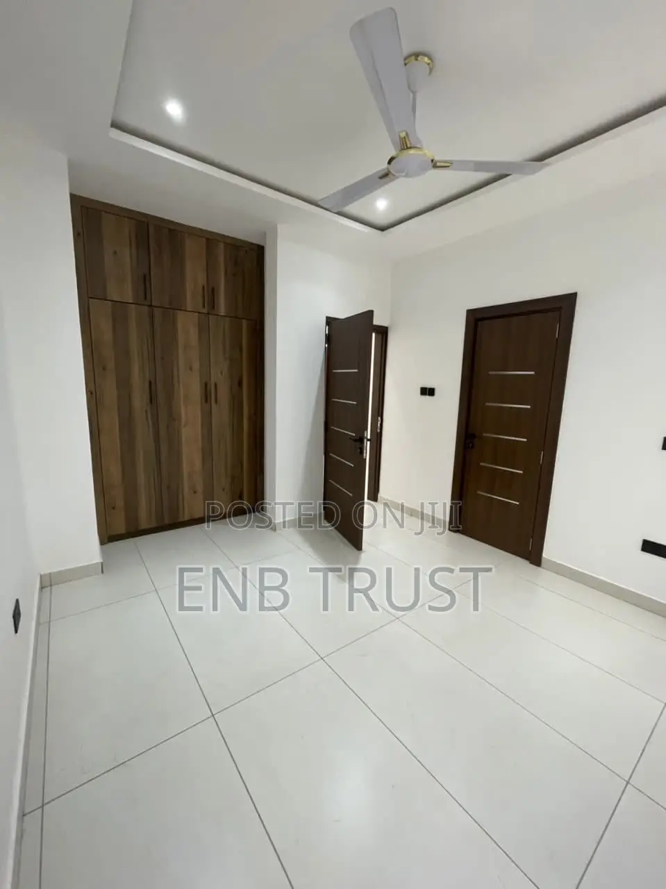 4bdrm Duplex in East Legon Hills, School Junction for sale