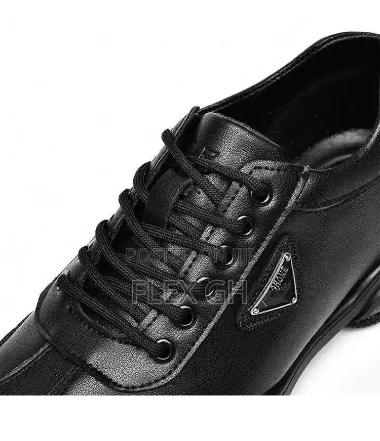 High Fashion Men's Business Shoes Leather Casual Office Shoes - Black