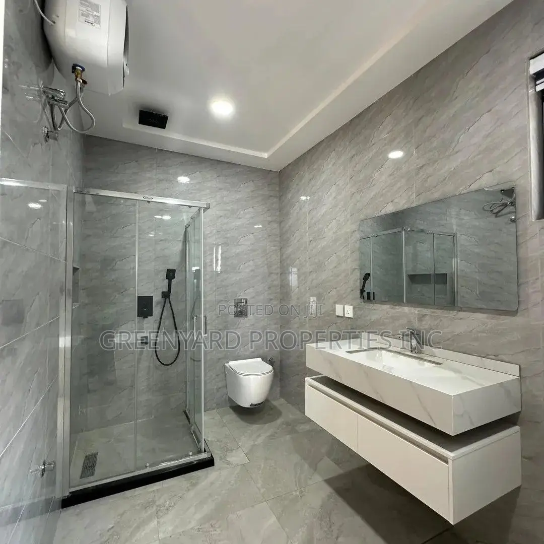 Furnished 4bdrm House in Hills, East Legon for sale