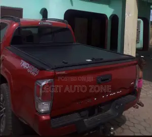 Toyota Tacoma 2018,2020,2024, Bucket Cover Available