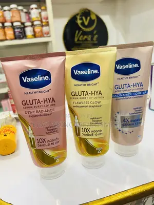 Gluta Hya Flawless Glow Lotion