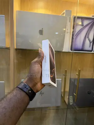 New Apple iPhone 16 Pro Max 256 GB Gold