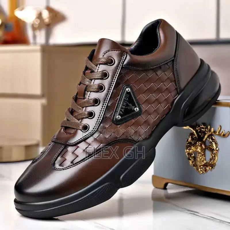 High Fashion Men's Business Shoes Leather Casual Office Shoes - Brown
