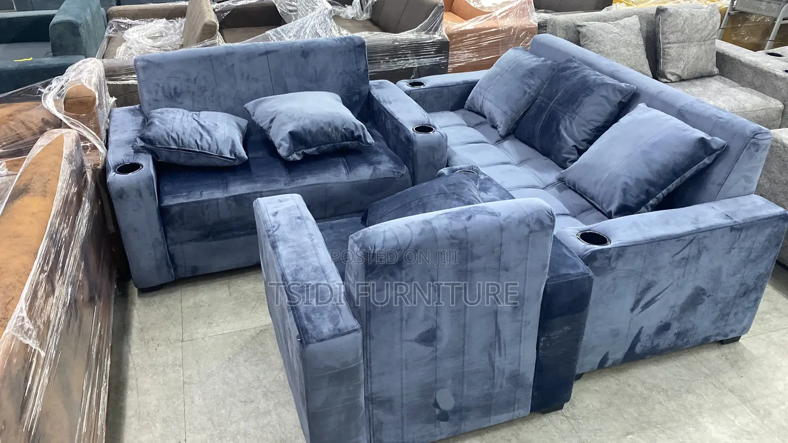 Sofa Set Available