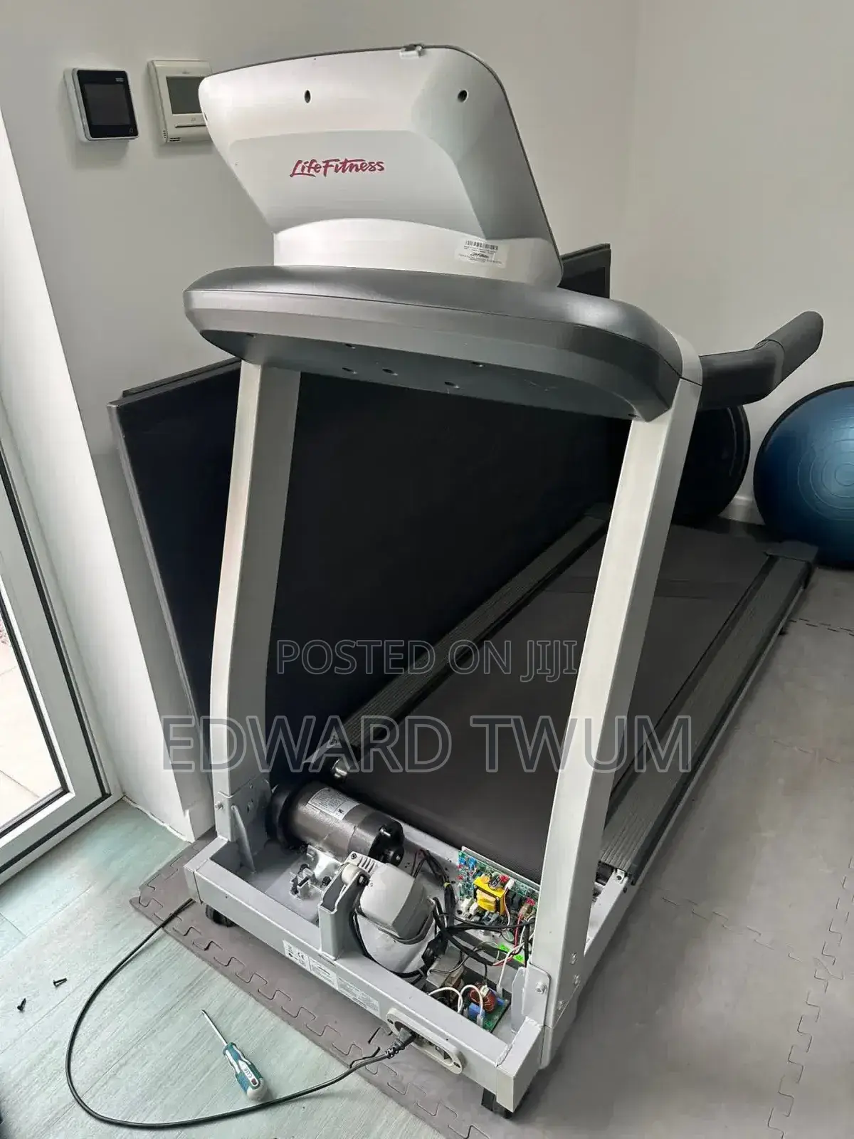 Treadmill Repair Specialist