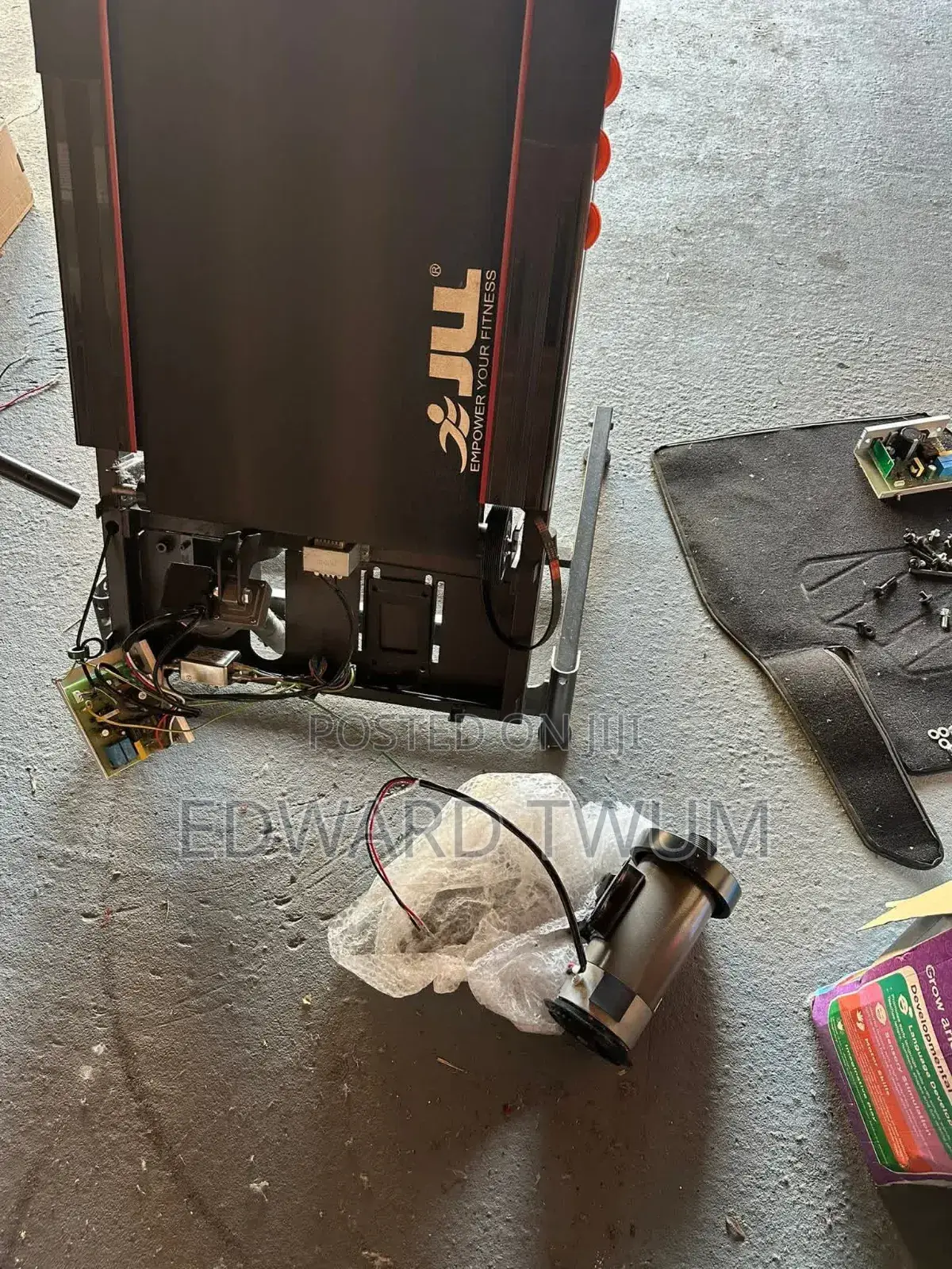 Treadmill Repair Specialist